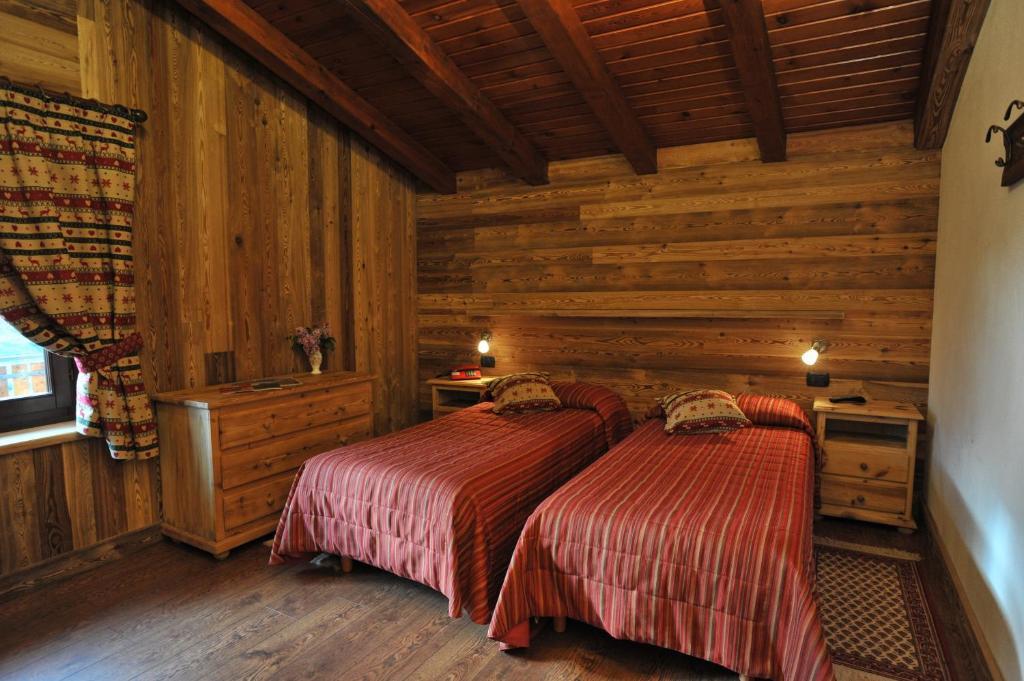 Hotel Rendez-Vous - Aymavilles Стая снимка