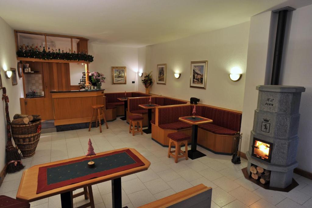 Hotel Rendez-Vous - Aymavilles Екстериор снимка